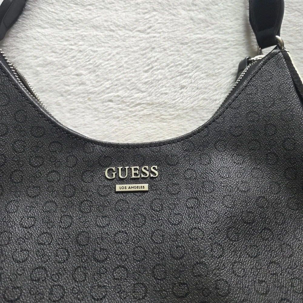 Guess Carris Hobo Shoulder Bag Purse NWOT
